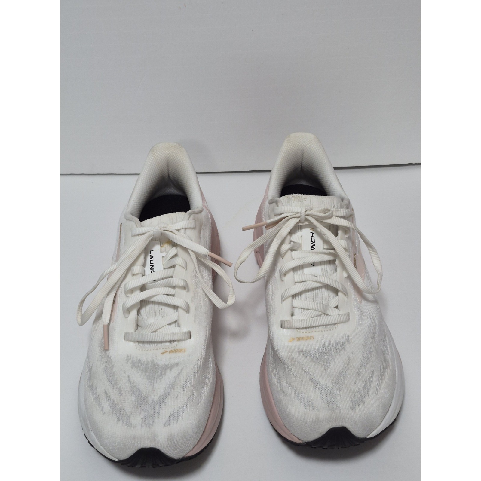 Brooks Launch 11 Womens Size 10 White Pink Gold Athletic Running Shoes Sneakers
